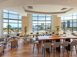 Malta Marriott Resort & Spa, курортный отель в Сент-Джулиансе