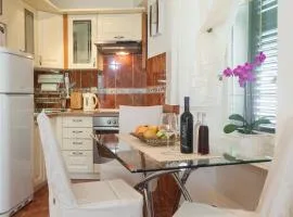 Apartments Kalalarga Deluxe- city centre&balcony