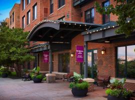 Residence Inn Minneapolis Downtown at The Depot, hotel v blízkosti zaujímavosti St. Anthony Falls (Minneapolis)