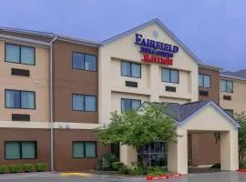 Fairfield Inn & Suites Victoria