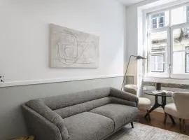 Downtown Flat with Design and Comfort at Downtown, 3rd-floor no lift