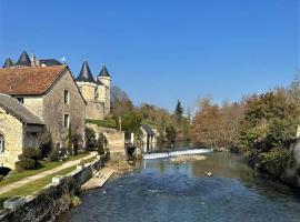 Happiness Verteuil sur Charente，Verteuil-sur-Charente的飯店