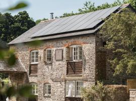 Lower Marsh Farm in Cornwall, ваканционна къща в Солташ