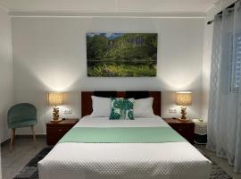 Paradise Apartments I, hotell i Santa Cruz das Flores