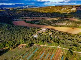 Château Le Villarel, ξενοδοχείο με πάρκινγκ σε Brissac