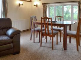 Stable Cottage 8 - Ukc3747, hytte i Bawdeswell