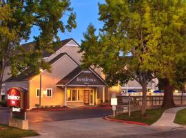 Residence Inn Sunnyvale Silicon Valley I, viešbutis mieste Saniveilis
