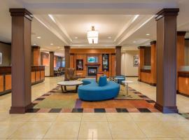 Fairfield Inn & Suites by Marriott Portland North, hotel near Delta Park, Portland