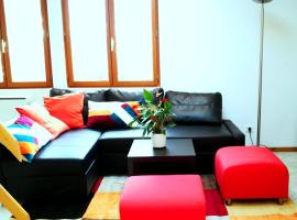 Cozy Villa close to CERN, Geneva Airport, UN, struttura sulle piste da sci a Gex
