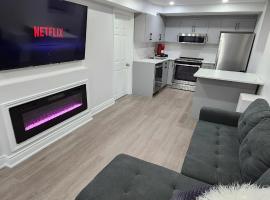 Cozy 2 Bedrooms & 2 Bathrooms Guest Suite with Electric Fireplace, hotel Mount Pleasant GO Station környékén Georgetownban