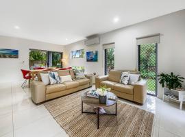 Casa Mia Retreat Luxury Family Home on Buderim, hotel v destinaci Buderim