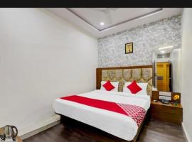 HOTEL SAROVAR INN, hotel en CG Road, Ahmedabad