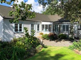 La Petite Ferme Manor Kerikeri, cottage in Kerikeri