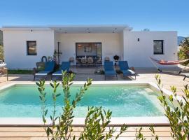 Villa avec piscine bbq pétanque Calme à 5km de la plage de sable de Calvi, hotel in Calenzana