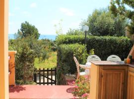 Casa Cassiopea. Sleeps 6, close to the beach, hotel sa Cala Gonone