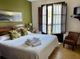 Hotel Rural El Texeu