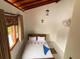 Ceylonia Rooms & Hostel, homestay in Arugam Bay