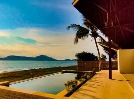 The Club Villas Lombok, hotel pantai di Sekotong