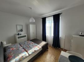 APARTAMENTY i Pokoje Gościnne ZOSIA, hótel í Darlowko