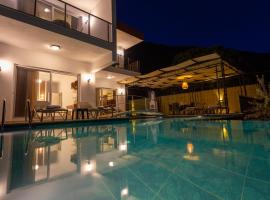 Villa Marine Luxury, holiday home in Kas