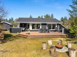 Awesome Home In Saltum With Sauna, Wifi And 4 Bedrooms