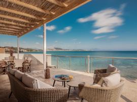 Astarte Villas - Bleu Beach Front Villa with Pool – hotel w Argasio