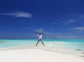 Beach Heaven Maldives - Golden Turtle Guest House