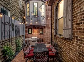 The Lyons House - Luxe Historical Home - Parking Included, cabaña en Savannah