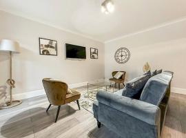 New Cosy Luxury 3 Bedroom House in Battersea London