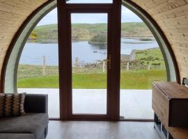 Fairhead Glamping Pods, hotel with parking in Ballycastle
