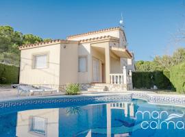 Villa Currican by Marcalma, villa i Les tres Cales