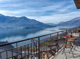 Incantevole Terrazza sul Lago di Como, alquiler vacacional en la playa en Gera Lario