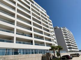 La Jolla Excellence, Exclusive Front Beach!, serviced apartment in Rosarito