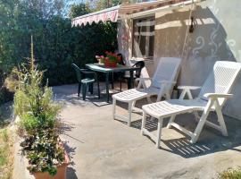 Alessandro e Laura, Bed & Breakfast in Quartucciu