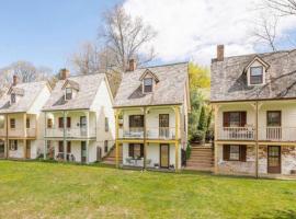 Captain’s Quarters - unique home on Corsica River!, hotel v destinaci Centreville
