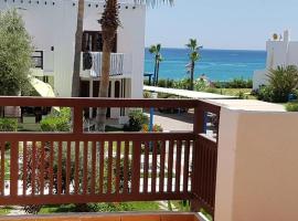 Excelent Chalet Triplex in Kasr Rimal-Kabila Tetouan, hotel u gradu 'Mʼdik'