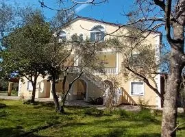 Antonios Olive Garden Acharavi Kerkyra