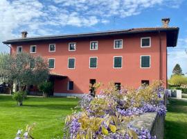 Fiori Di Maggio: Muscletto'da bir ucuz otel