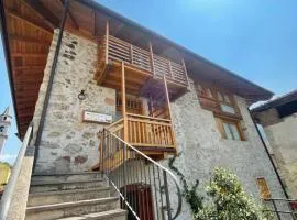 Azzurro Mountain Lodge