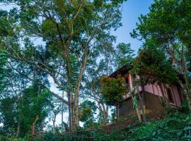 The Woods - Birding, Farming & Eco Living, hotel in Haputale