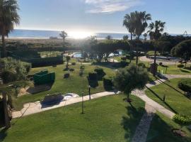 Luxury apartment in Zahara beach, luksushotel i Zahara de los Atunes