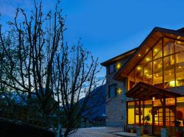 Clarks Inn Suites, Manali, skianlegg i Manāli