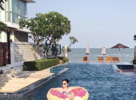 The Vimanlay Beachfront Condo Retreat 3rd Floor, hotel in Cha Am