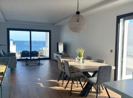 Modern duplex in Alcaidesa Links II, Hotel am Strand in Alcaidesa