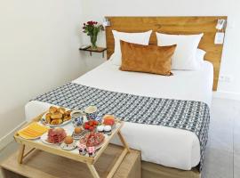 HOTEL DES CALANQUES Port de Cassis，卡西斯的飯店