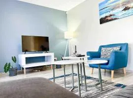 Chic Modern House on Neasden - 2085