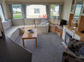 Sunny Hunny Manor Park Caravan, hotel in Hunstanton