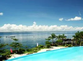 La Mirada Residence, Large 1 bedroom Condo, Ocean views, Beaches, 3 pools, restaurants