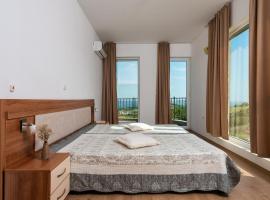 Villa Entre, hotel near Irakli Beach, Emona