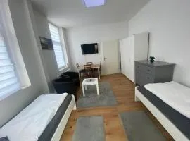 Apartment Nähe Helios Krankenhaus, Netflix, Prime